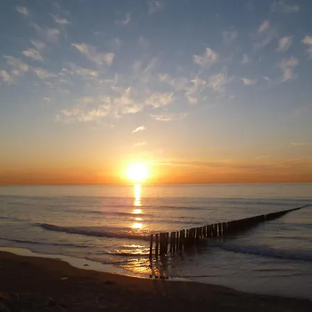 Mousse à Au Premier étage à 50 Metres De La Apartamento *