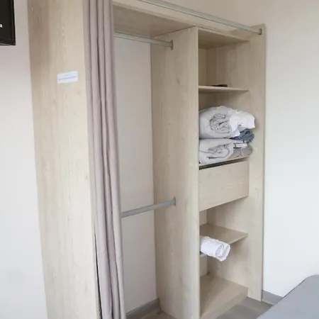 Mousse à Au Premier étage à 50 Metres De La Apartamento *