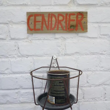 Mousse à Au Premier étage à 50 Metres De La *