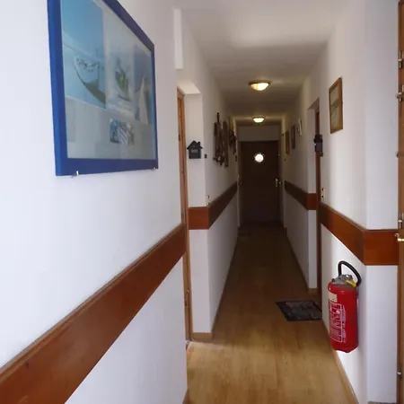 Mousse à Au Premier étage à 50 Metres De La Apartamento *