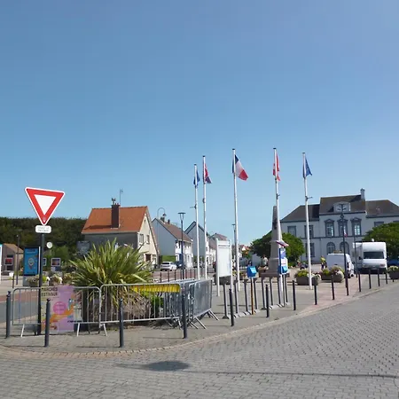 Mousse 3 Pers A Au 1e Etage A 50 Metres De La Appartement Sangatte