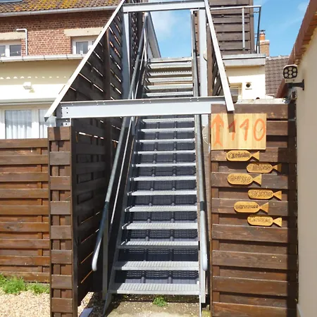 Mousse à Au Premier étage à 50 Metres De La Apartamento